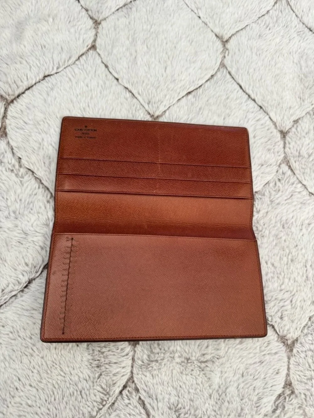 Louis Vuitton authentic louis